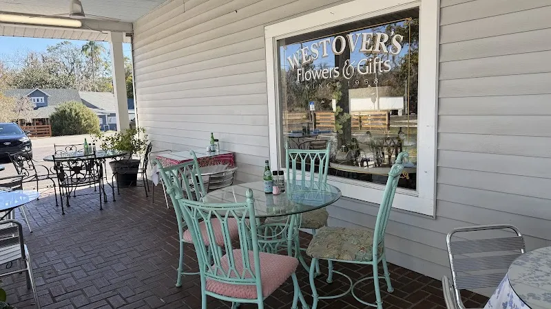 Mallie Kylas Cafe