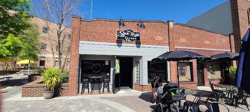 SideBar Tavern